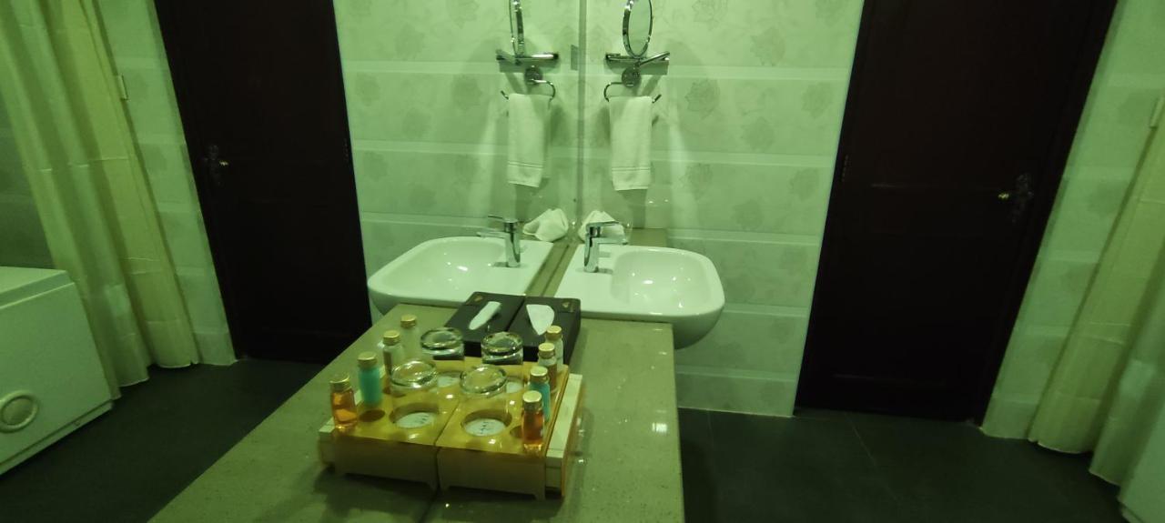 湖宫酒店 Vettutura 外观 照片